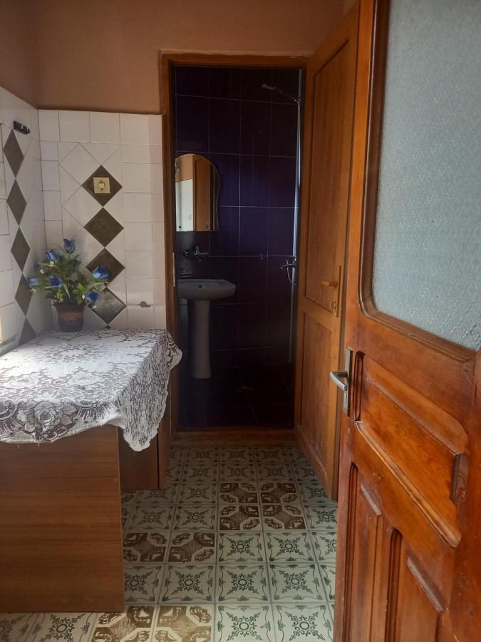 Guest House Roma Kutaisi Dış mekan fotoğraf